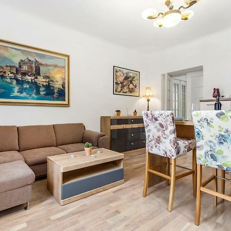 Apartman Villa Carolina Риека Экстерьер фото