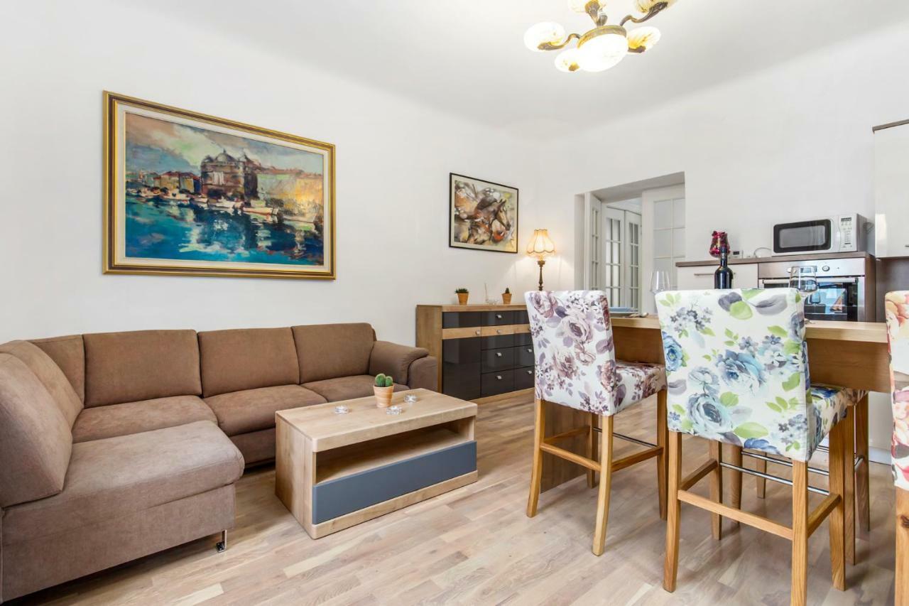 Apartman Villa Carolina Риека Экстерьер фото