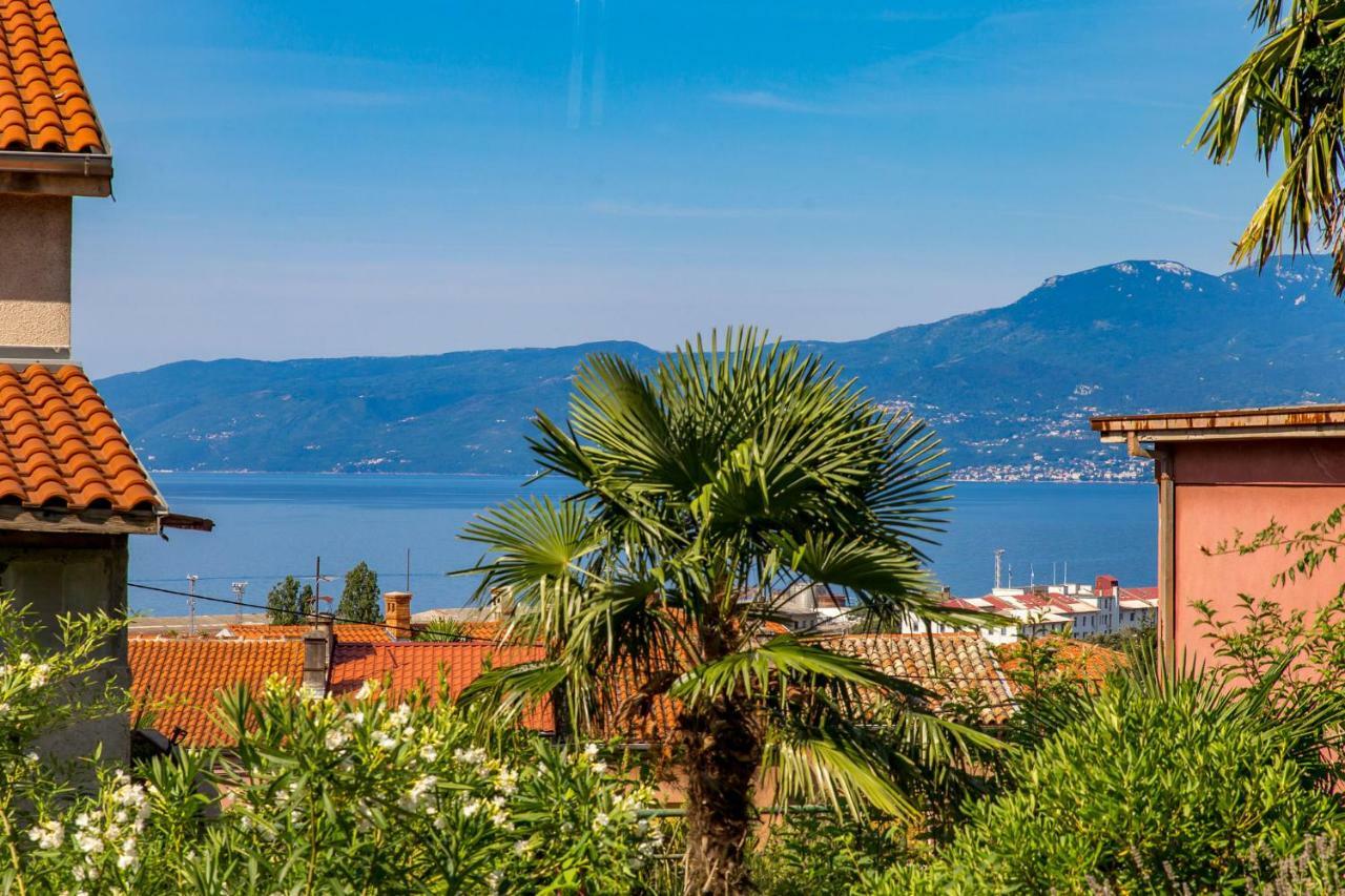 Apartman Villa Carolina Риека Экстерьер фото