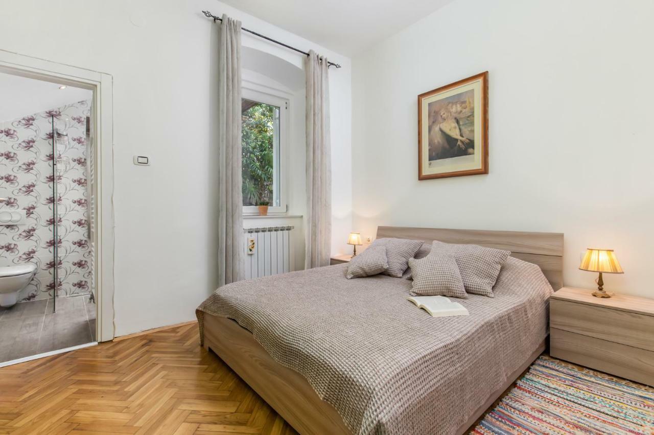 Apartman Villa Carolina Риека Экстерьер фото