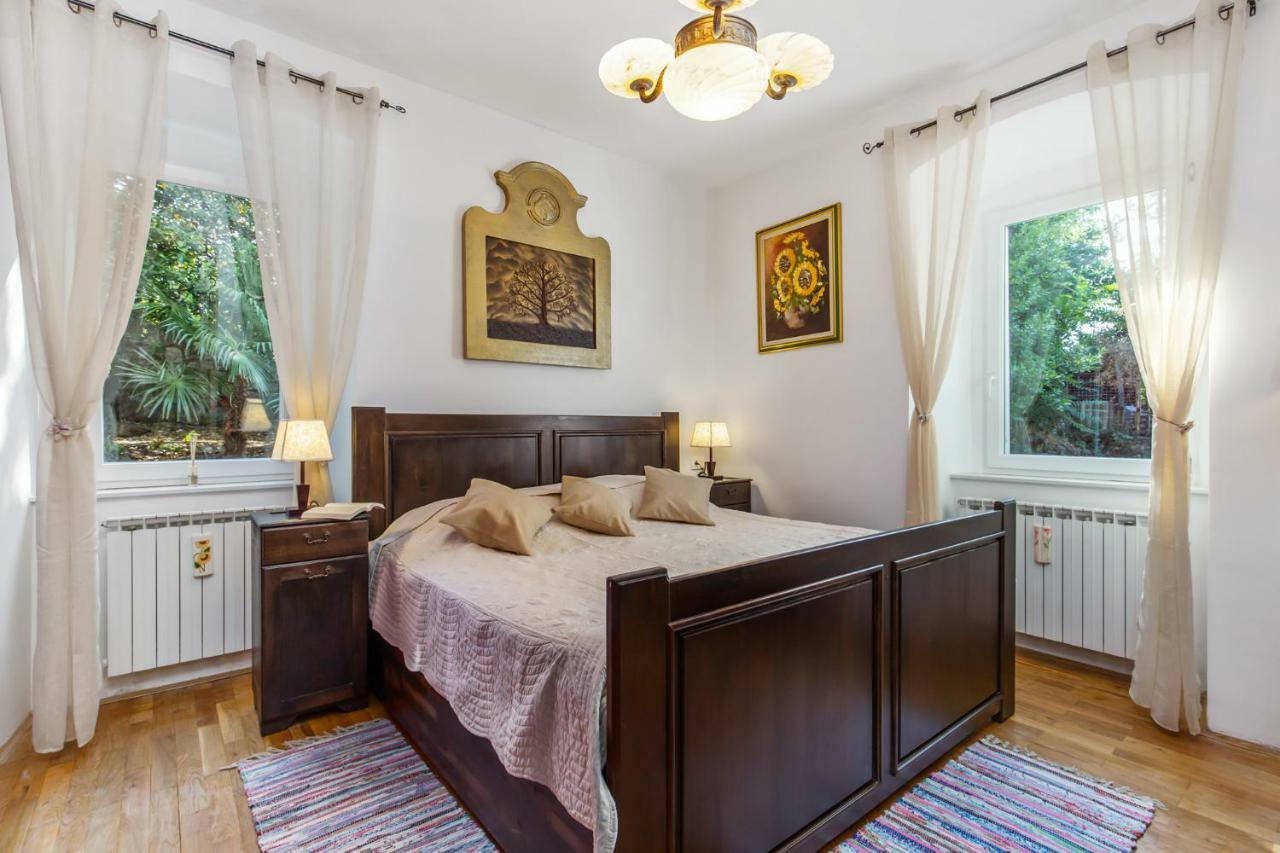 Apartman Villa Carolina Риека Экстерьер фото