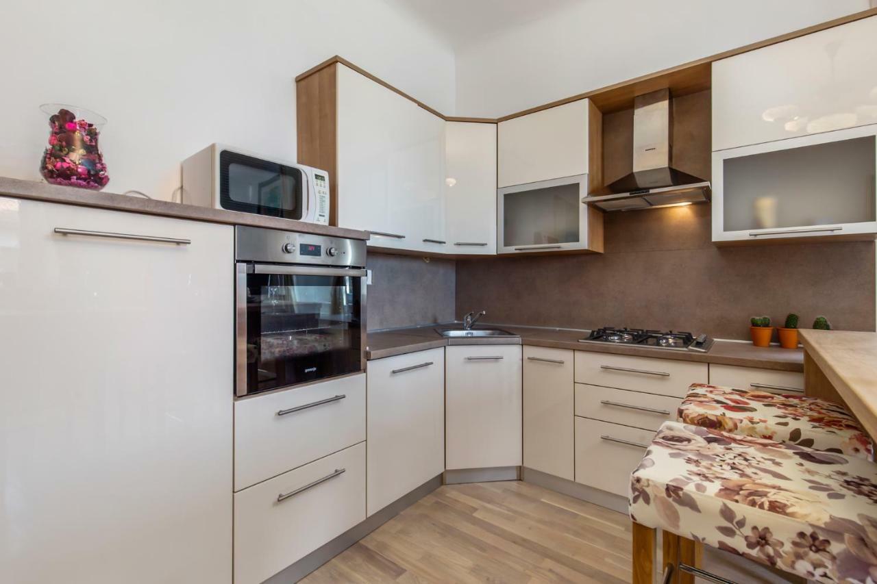 Apartman Villa Carolina Риека Экстерьер фото